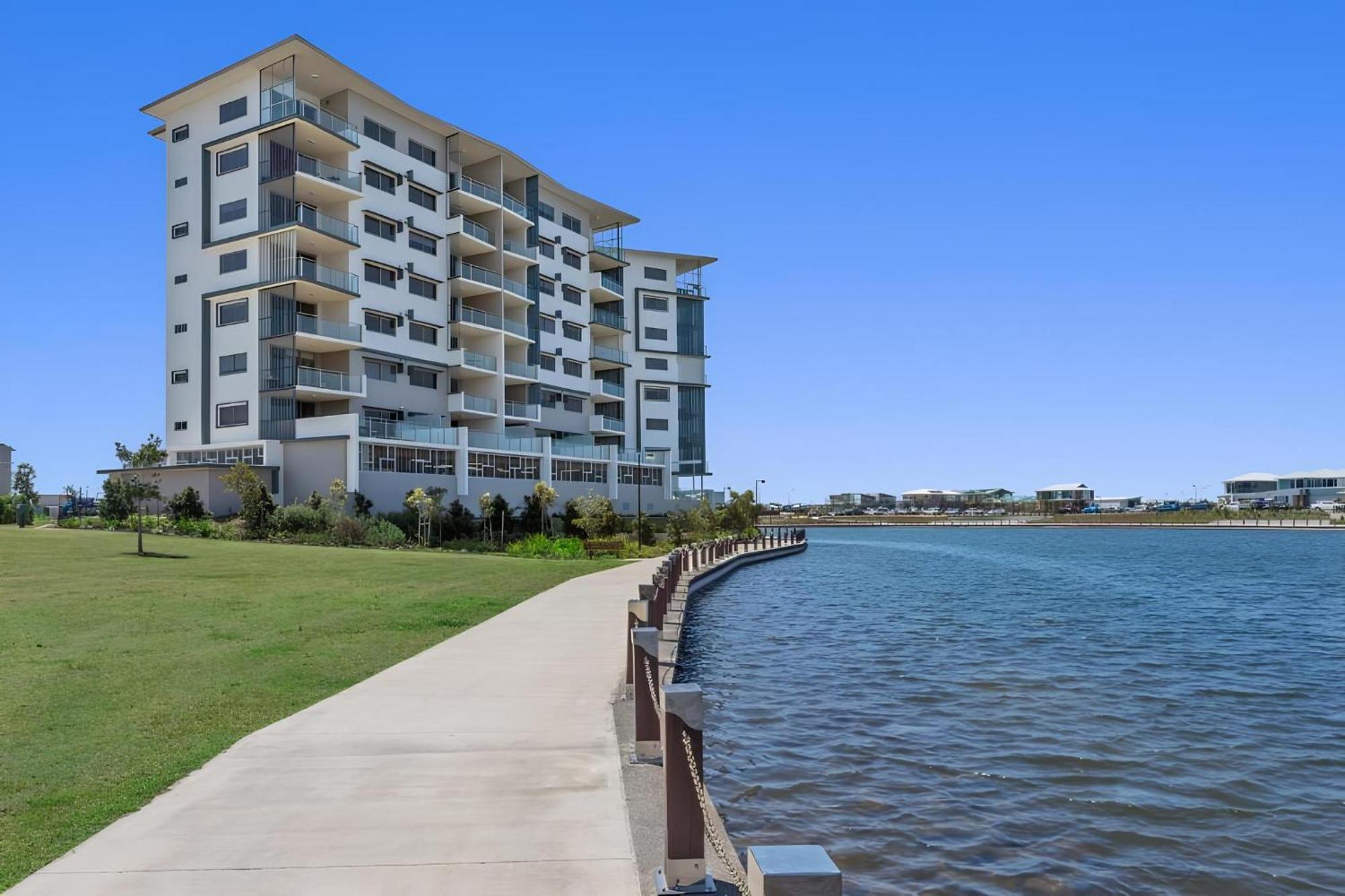 Hotel Salt At Oceanside Kawana Waters Exteriér fotografie