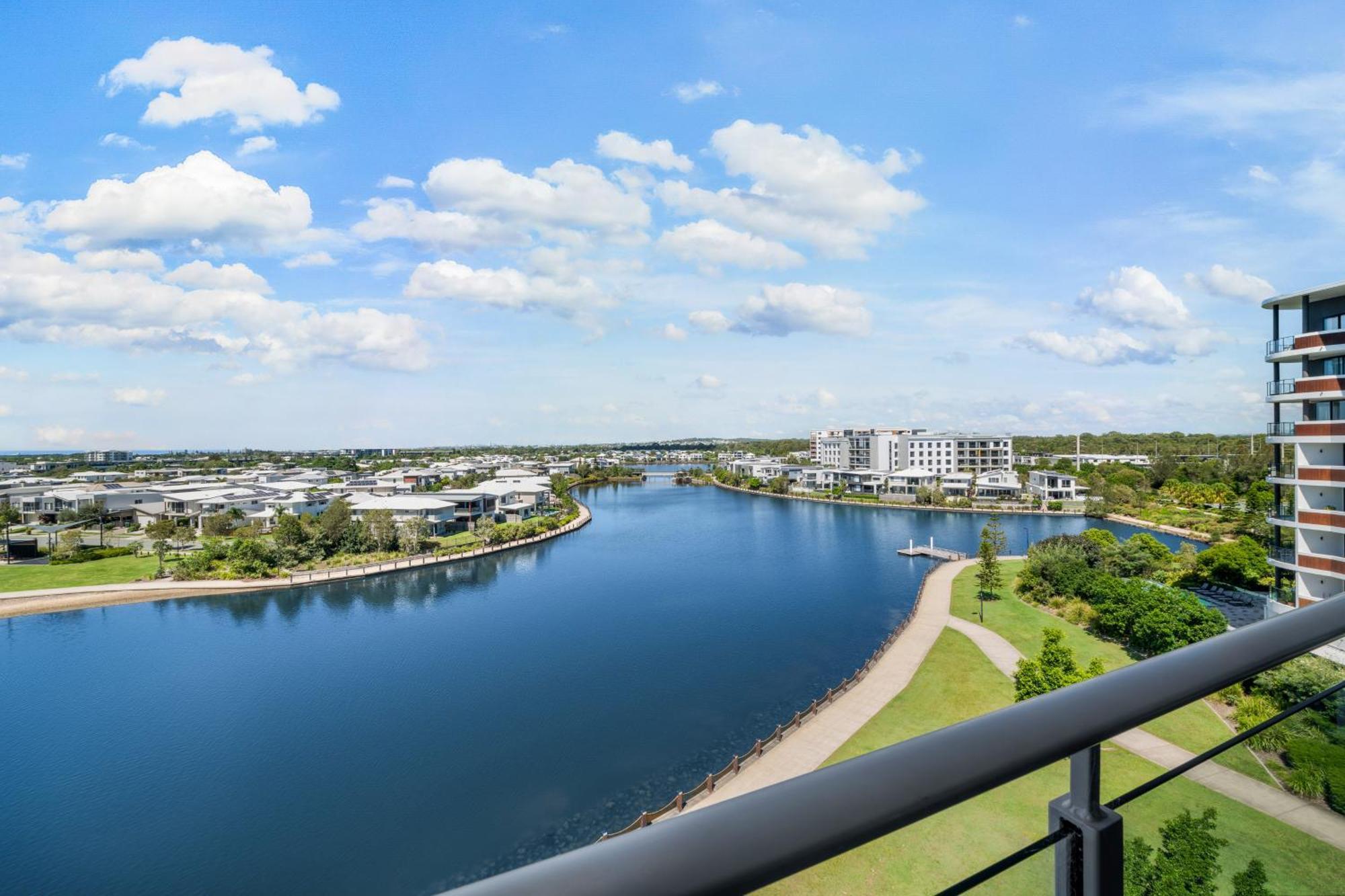 Hotel Salt At Oceanside Kawana Waters Exteriér fotografie